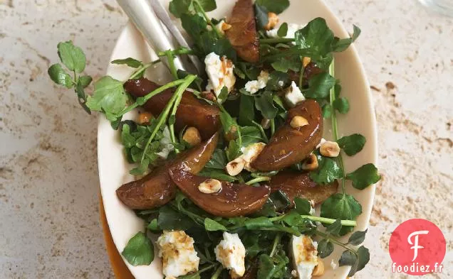 Recette De Salade De Poires Rôties, Feta, Cresson Et Noisettes