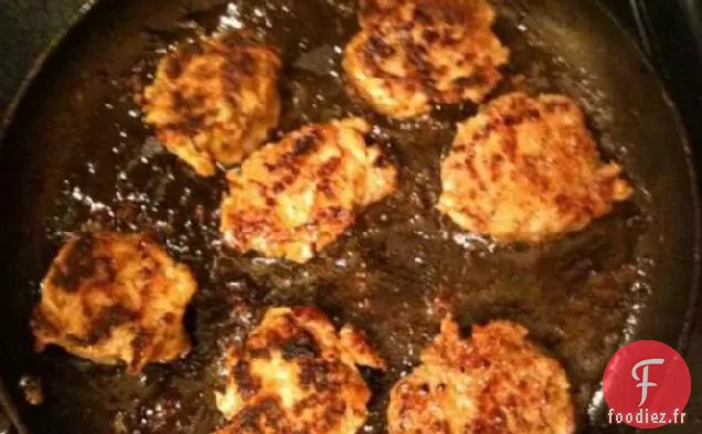 Saucisse De Poulet (Ou De Dinde) Aux Pommes et Aux Noisettes