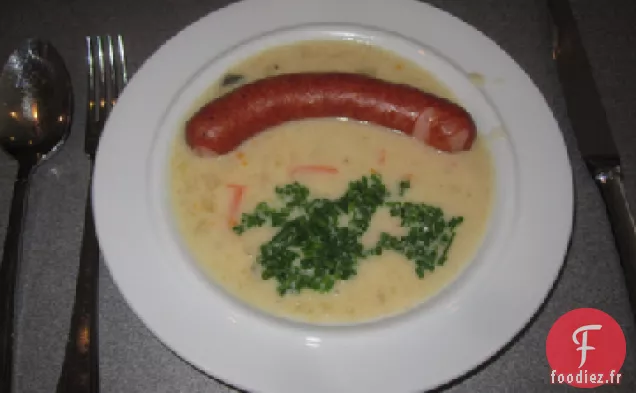 Soupe de Pommes De Terre à la Saucisse