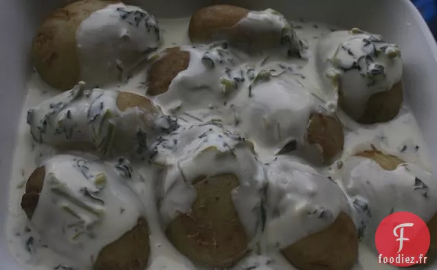 Pommes De Terre Jersey Royal À La Sauce Feta Et Cresson