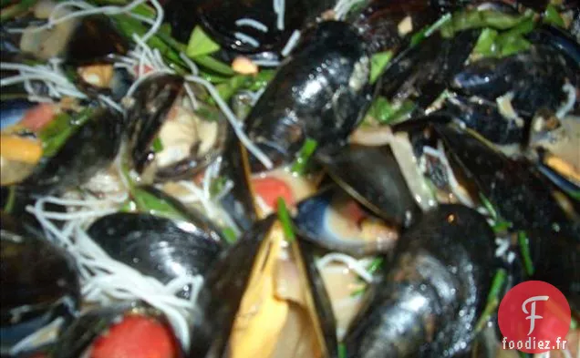 Cozze UmbRo (Moules à la Sauce Tomate Italienne)