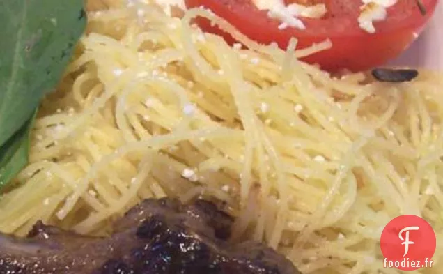 Spaghettis Au Beurre Brun Avec Du Fromage Grec (Mizithra)