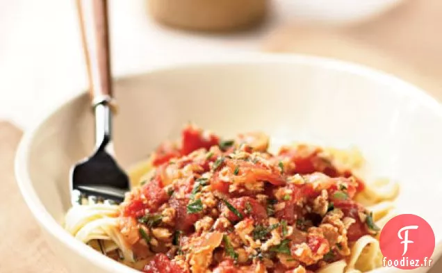 Linguine à la Sauce Épicée aux Palourdes Rouges