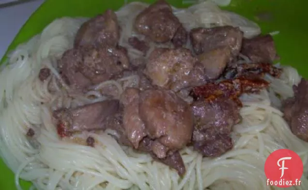 Pâtes Crémeuses au Poulet et aux Tomates Séchées