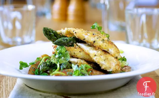 Escalope de Poulet Sutton Hoo; Salade d'Asperges Anglaises Nouvelle Saison