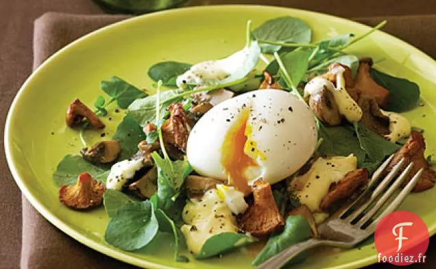 Salade de Champignons et d'Œufs à la Hollandaise