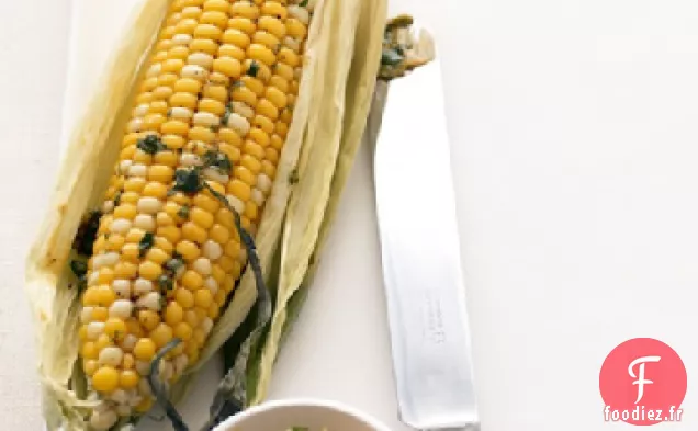 Maïs en Épi au Beurre de Coriandre et de Citron Vert