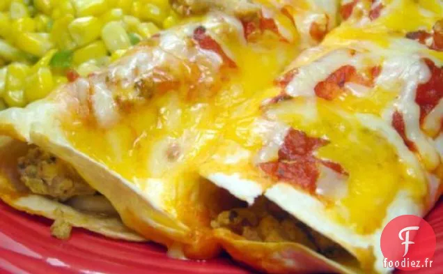 Enchiladas aux Saucisses au Fromage et aux Œufs