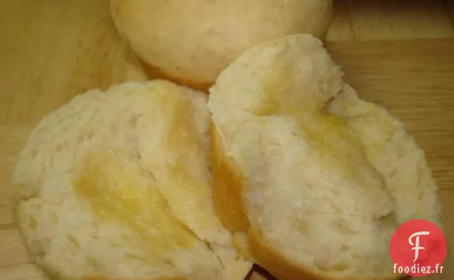 Petits Pains Sucrés Au Beurre (Recette Machine à Pain)