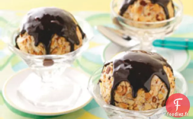 Boules de Crème Glacée Aux Amandes Grillées