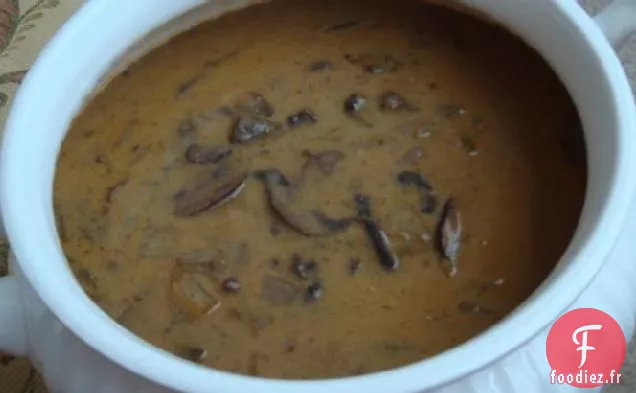 Soupe aux Champignons Dorés