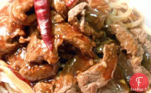 Boeuf À La Sauce Aux Prunes Au Piment