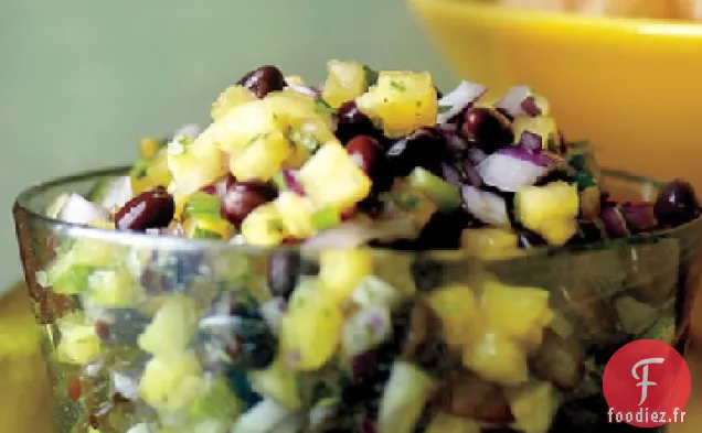 Salsa à l'Ananas et aux Haricots Noirs