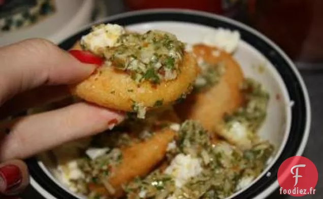 Arepitas Avec Chimichurri et Fresque Queso