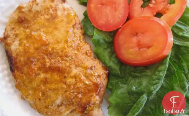 Côtelettes De Porc Braisées Avec Sauce À La Crème