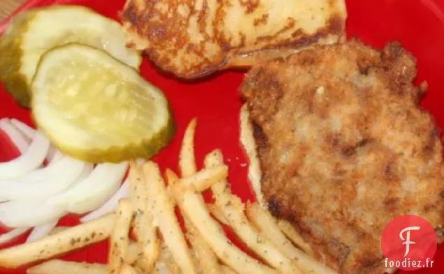 Sandwich Au Filet de Porc Frit (Un Favori du Midwest)
