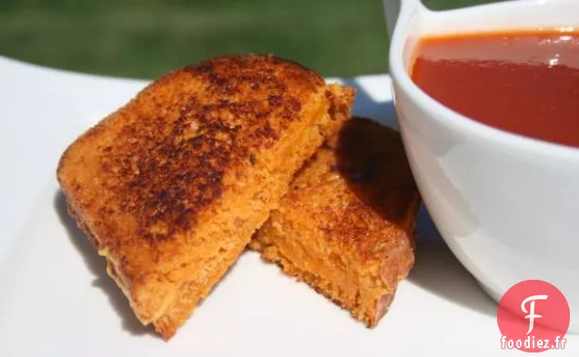 Poisson Battu À La Bière Avec Sauce Trempée