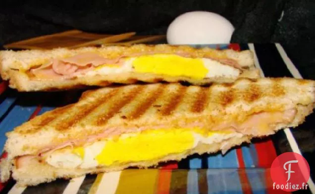 Sandwich au Petit-déjeuner Grillé