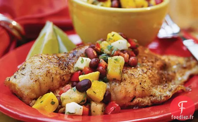 Poisson-Chat Des Caraïbes Avec Salsa Mangue-Haricots Noirs