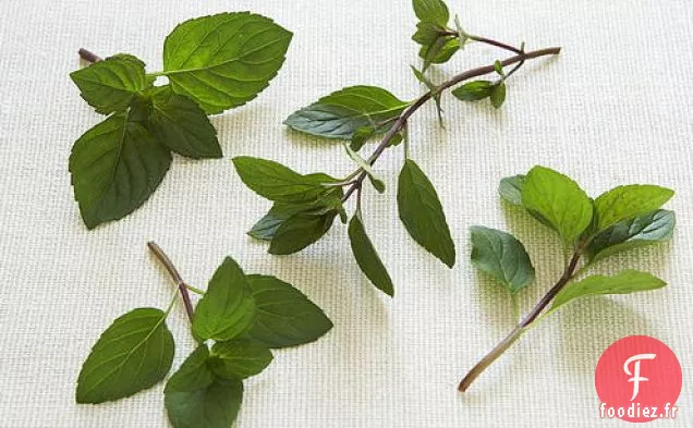 Pâtes avec Presque Toutes les herbes du jardin