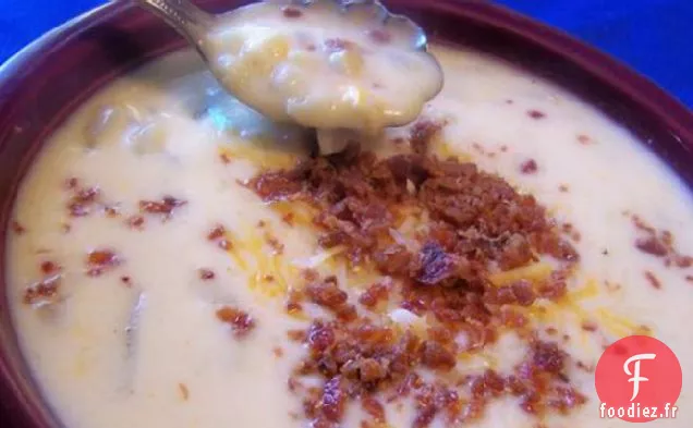 Chaudrée de Pommes de Terre de Maïs et Fromage Cheddar