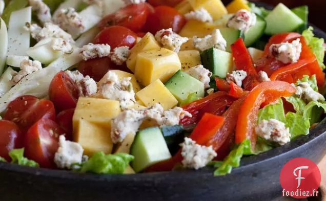 Salade Grecque aux Olives de Betterave Marinées