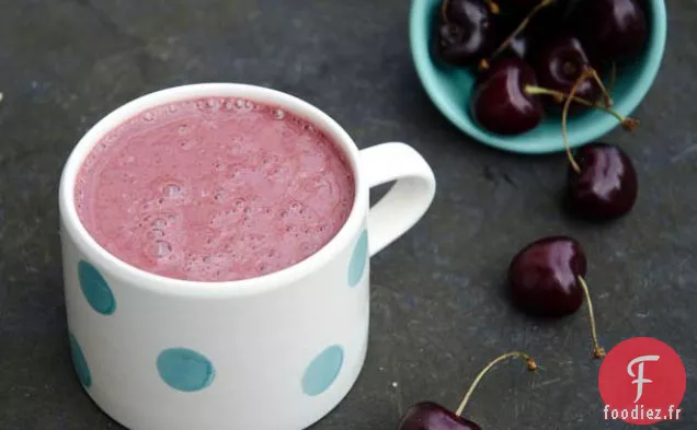 Smoothie Aux Cerises Et aux Amandes Et À la Vanille