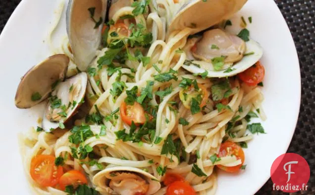 Palourdes avec Linguini, Ail et Tomates