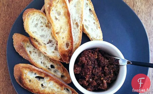 Tapenade d'Olives Siciliennes et d'Amandes Fumées de la Maison de Fromage 'Di Bruno Bros.