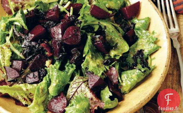 Salade de Betteraves Braisées à la Vinaigrette aux Raisins Dorés de la Cuisine Indienne Dépliée