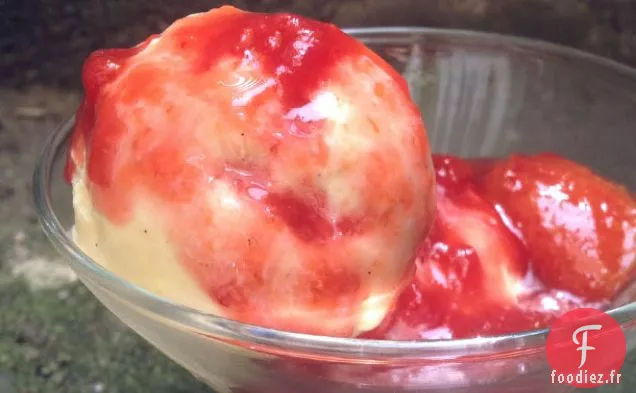 Glace à la Vanille Grillée aux Prunes Rôties