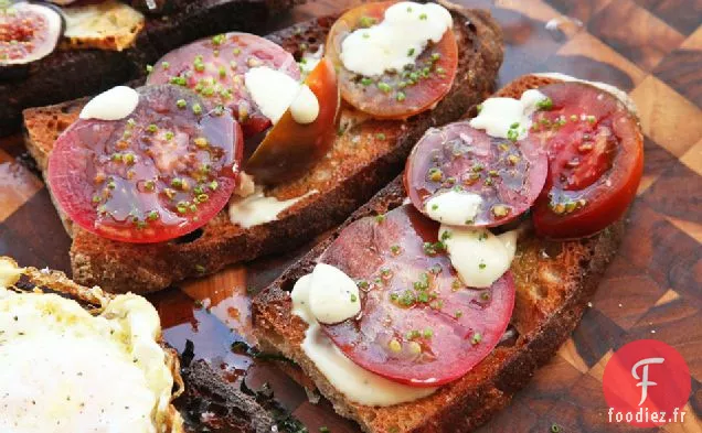 Tartine de tomates, Alli-oli et Ciboulette