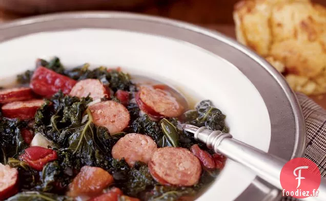 Chaudrée de Chou Frisé Épicée avec Saucisse à l'Andouille