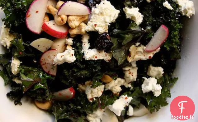 Salade De Chou Frisé Et De Noix De Cajou
