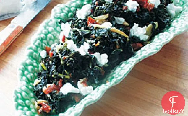 Chou Frisé Braisé À L'Ail Avec Tomates Séchées