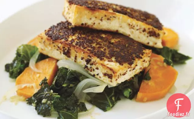 Tofu en Croûte De Moutarde Avec Chou Frisé Et Patate Douce