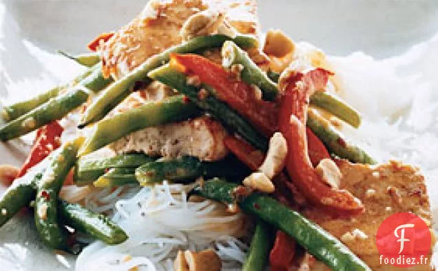 Tofu Poêlé avec Haricots Verts et Sauce à la Noix de coco Asiatique