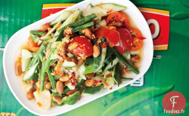 Salade de Haricots Longs, de Concombres et de Tomates