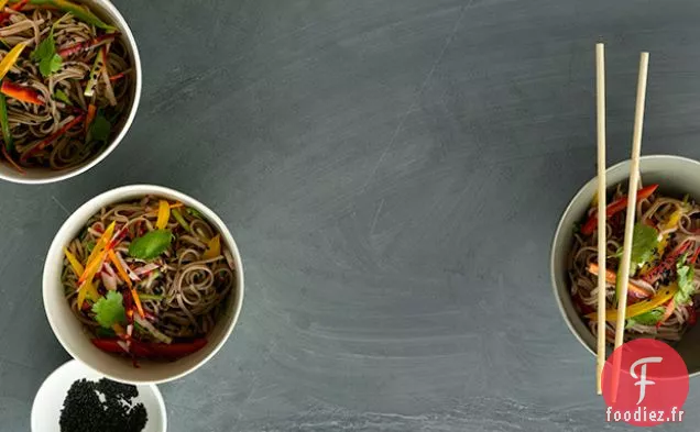 Nouilles Froides au Sésame aux Légumes d'été