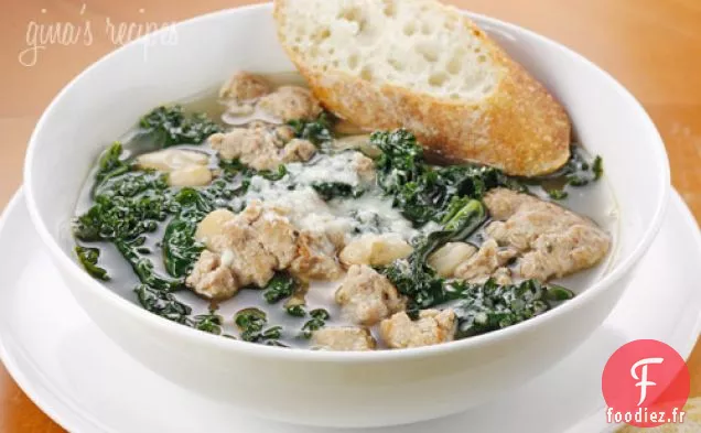 Soupe De Saucisse De Dinde, Chou Frisé Et Haricots Blancs