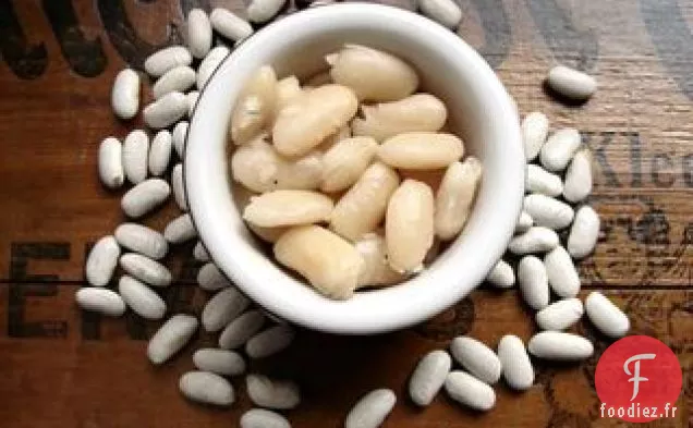 Soupe aux Haricots Cannellini Fumés et au Chou Rouge