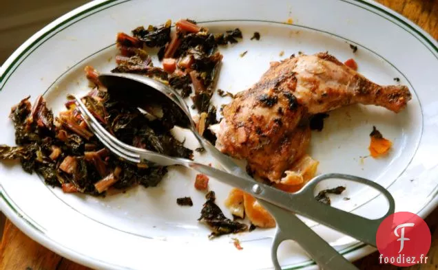 Poulet Saccadé Avec Rampes Rôties Et Chou Frisé
