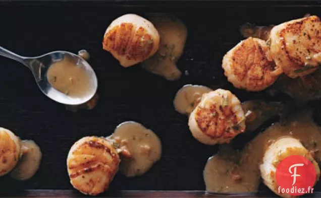 Pétoncles Poêlés à la Sauce au Beurre à l'Estragon