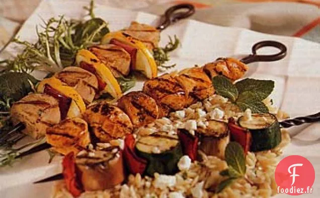 Brochettes de Légumes à la Grecque avec Orzo et Feta