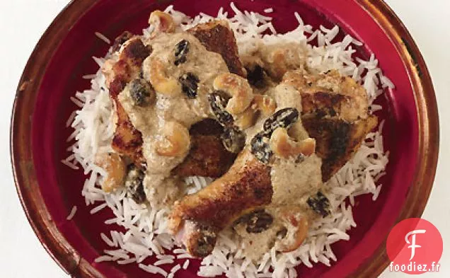 Poulet Braisé au Yaourt avec Noix de Cajou et Raisins secs