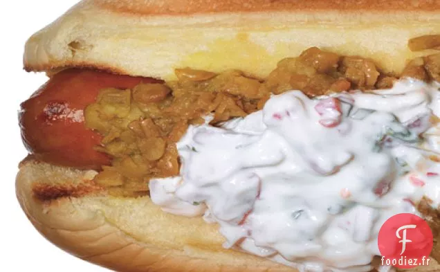 Hot-Dogs au Dal et Raita à l'Oignon rouge