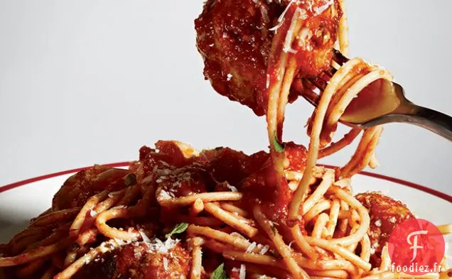 Spaghetti et Boulettes de Viande All'Amatriciana