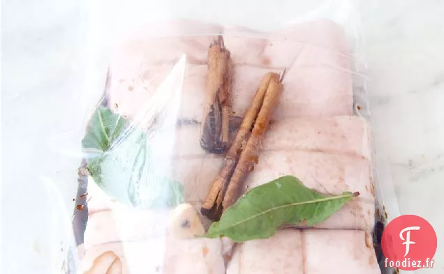 Ventre De Porc Sous Vide Avec Fèves De Soja Et Sauté D'Udon