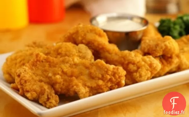 Tenders De Poulet en Croûte de Sauge à Faible Teneur En Glucides Et Chips De Chou Frisé