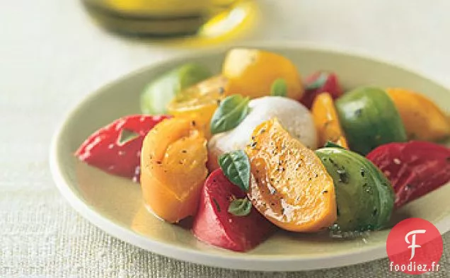 Salade de Tomates Anciennes et de Burrata au Fromage